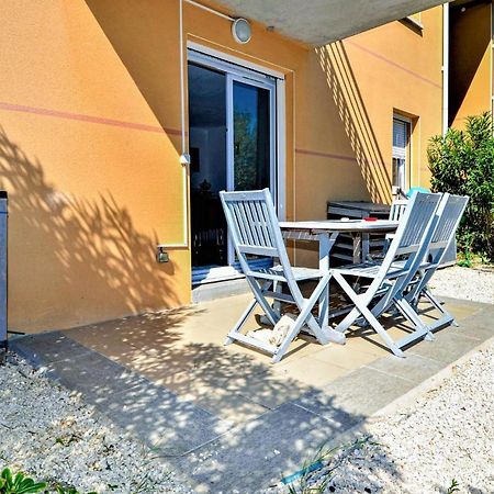 Lovely Apartment In Orange With Kitchen エクステリア 写真